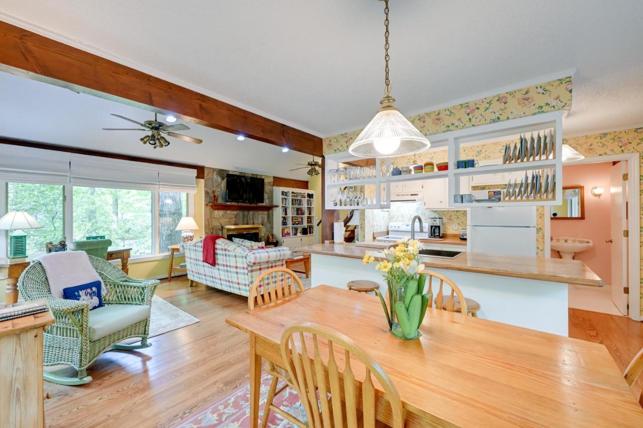 Smallwood Cute Highlands Home With Screened Porch! Kültér fotó