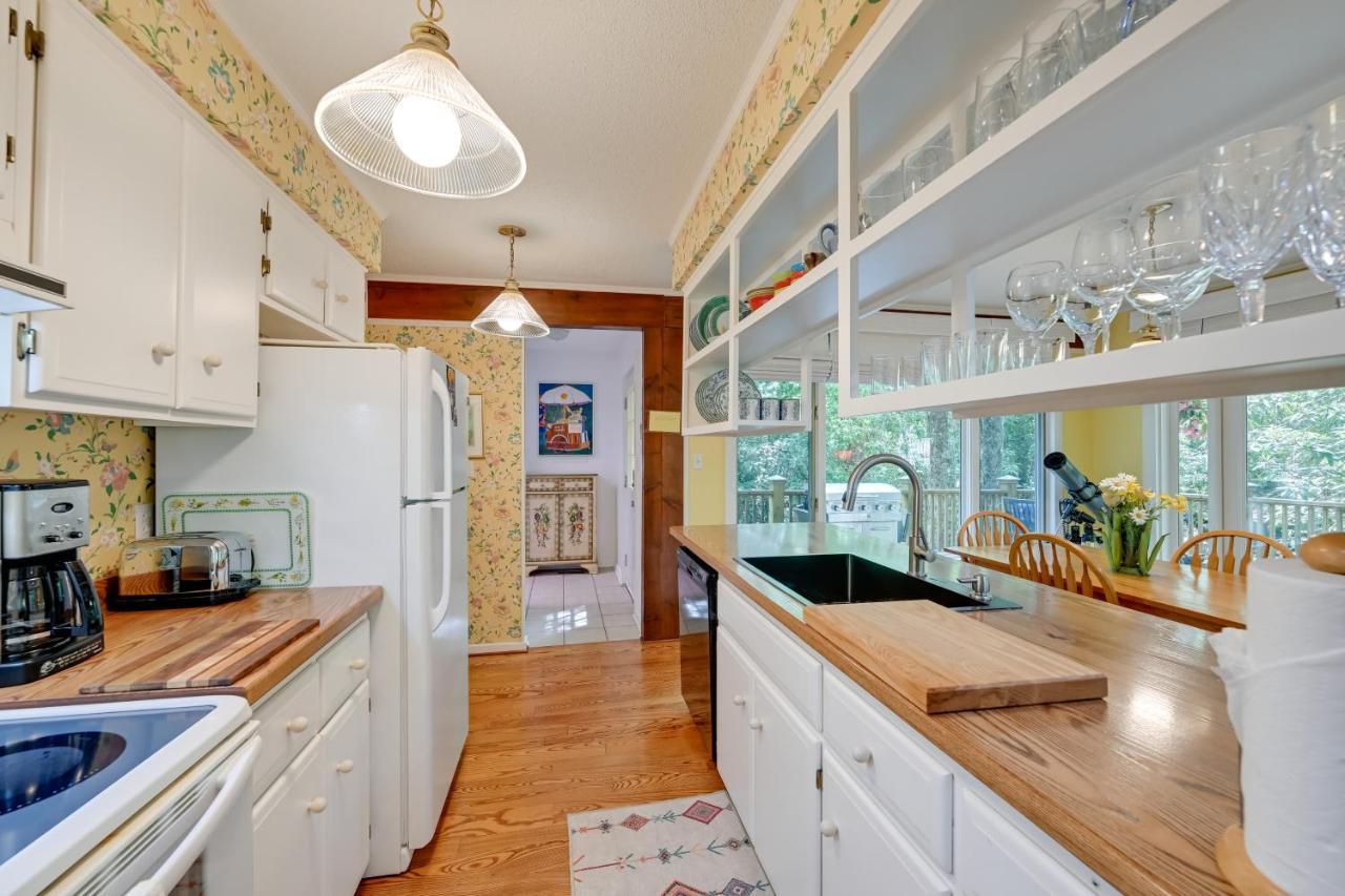 Smallwood Cute Highlands Home With Screened Porch! Kültér fotó
