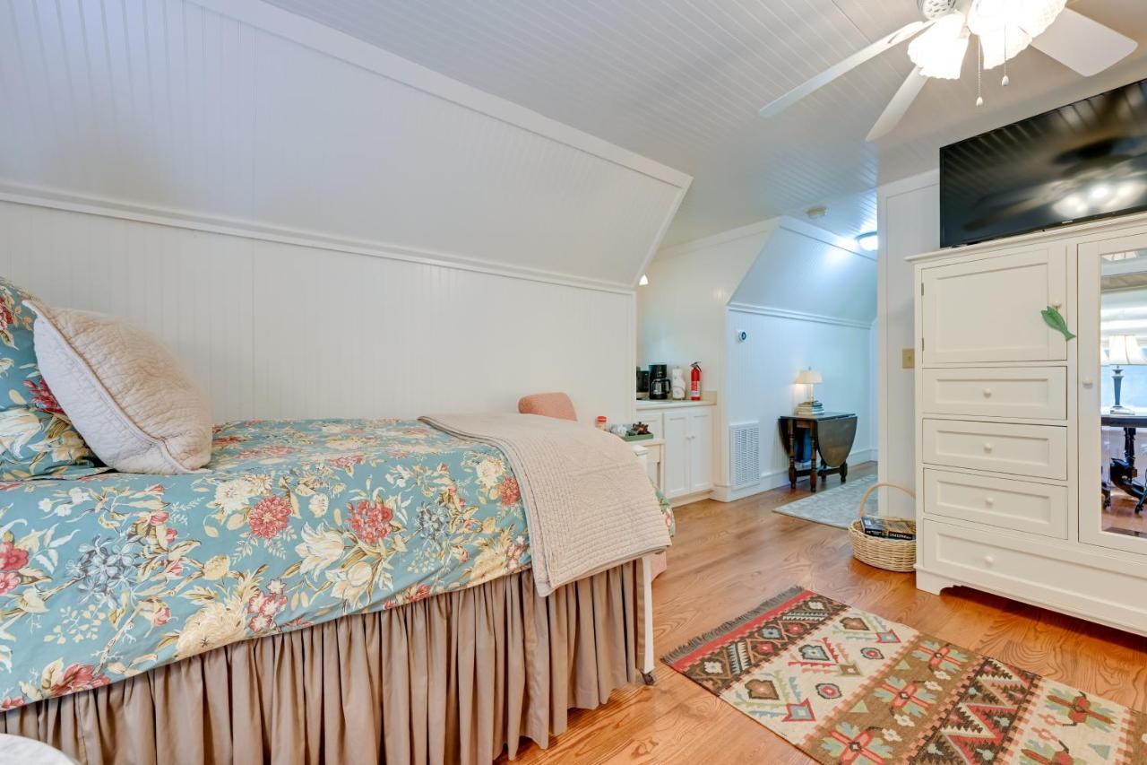 Smallwood Cute Highlands Home With Screened Porch! Kültér fotó