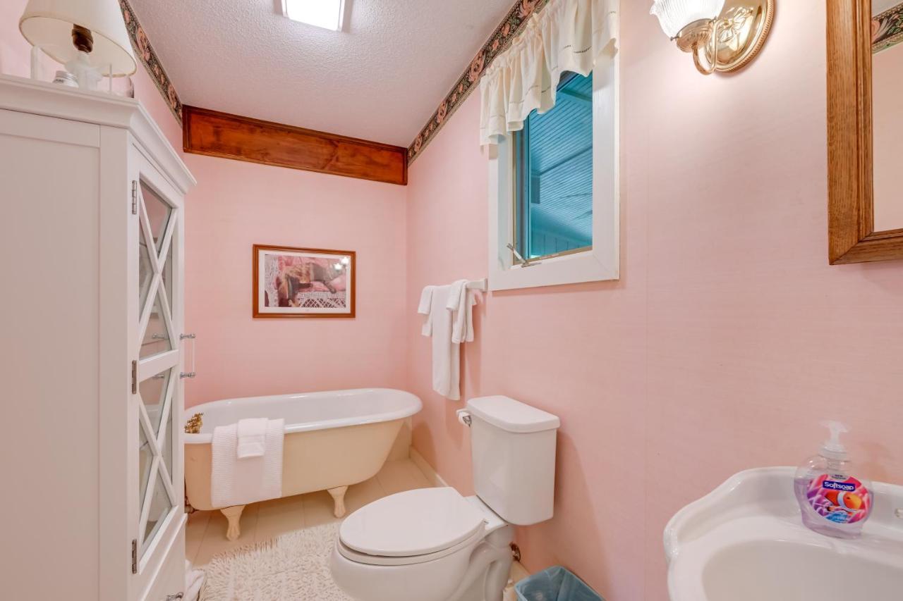 Smallwood Cute Highlands Home With Screened Porch! Kültér fotó