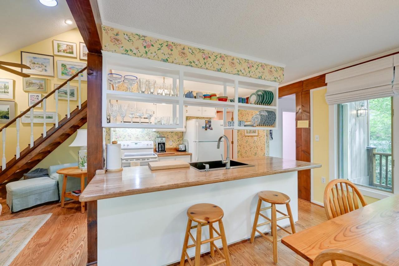 Smallwood Cute Highlands Home With Screened Porch! Kültér fotó