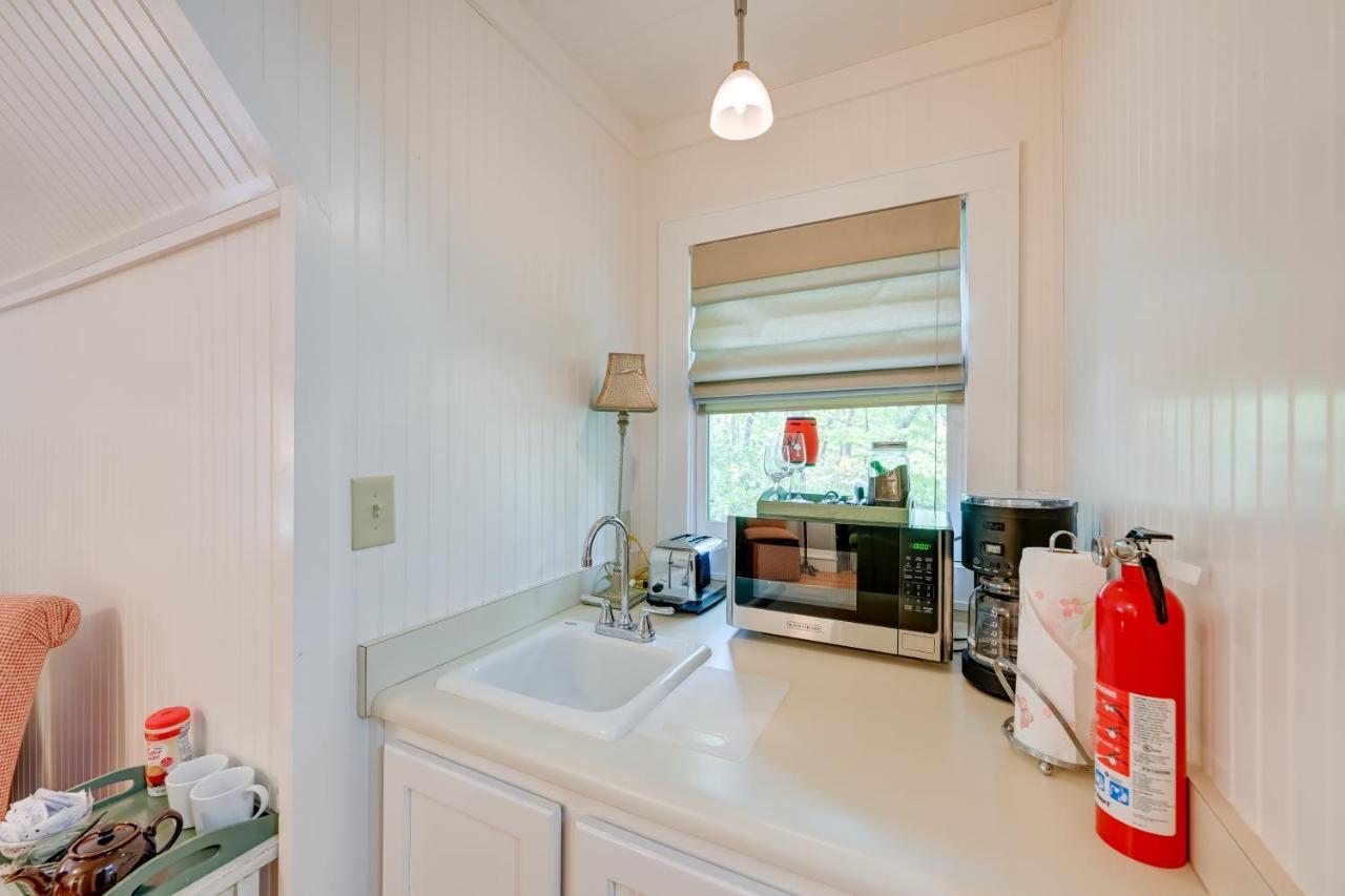 Smallwood Cute Highlands Home With Screened Porch! Kültér fotó